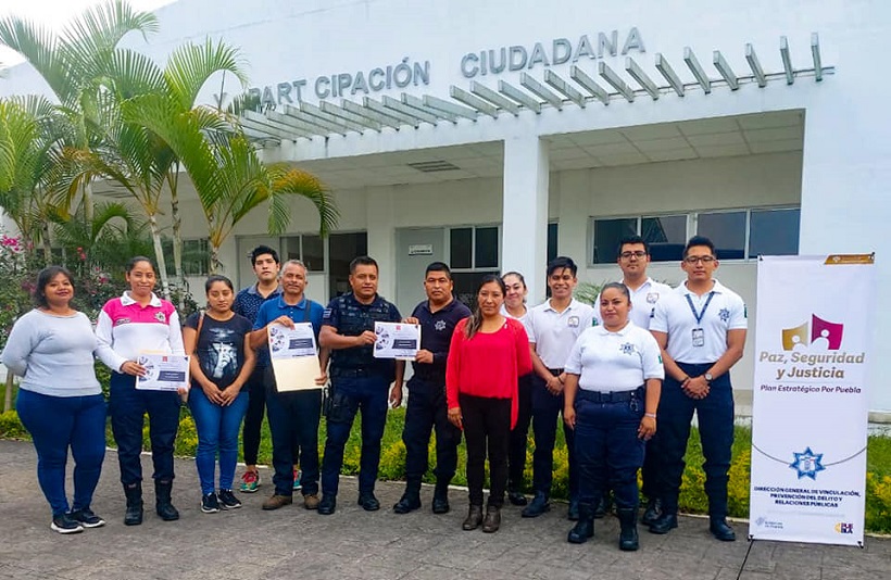 Capacitan a elementos de Prevención del delito en Huitzilan