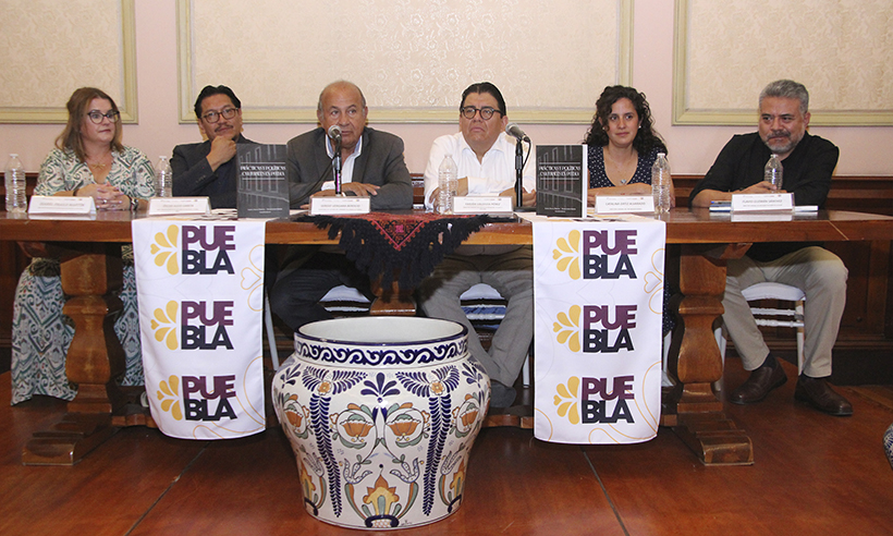 Publica gobierno estatal libro “Prácticas y políticas culturales en Puebla”