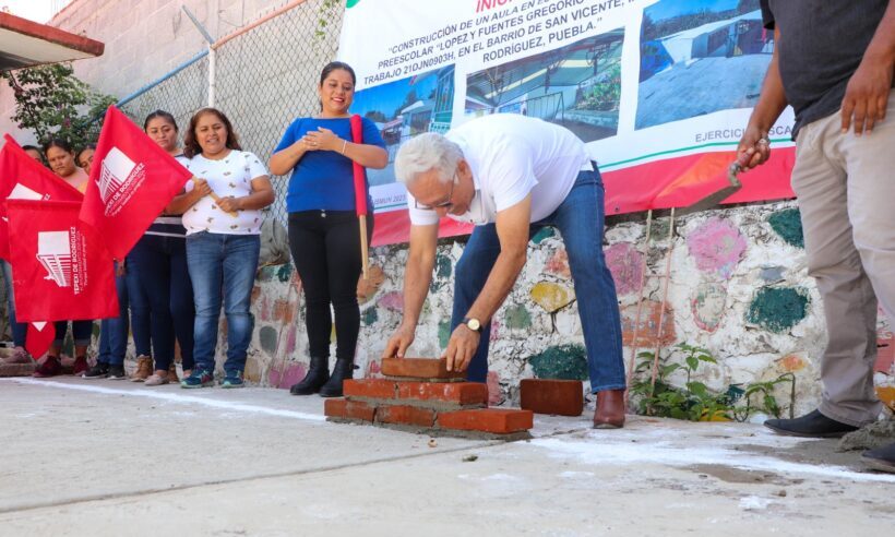 Gobierno de Tepexi impulsa la educación