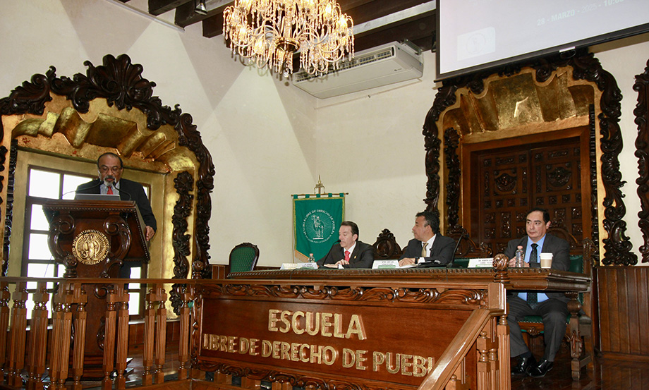 Justicia Electoral y Democracia: Magistral Conferencia en la Escuela Libre de Derecho de Puebla