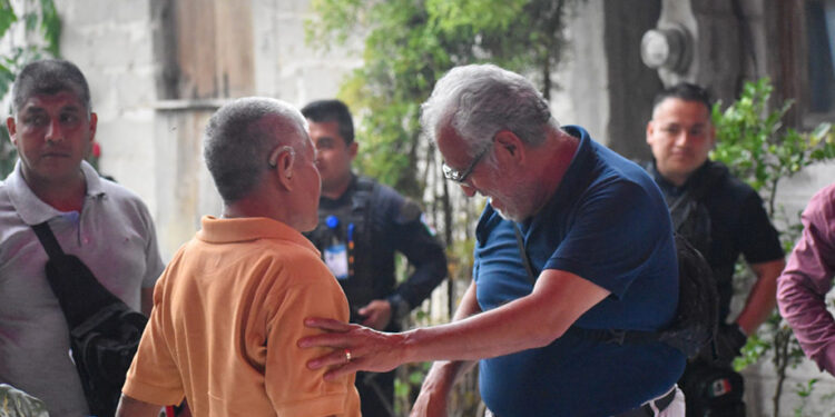L?laman al pueblo a organizarse para un futuro más próspero
