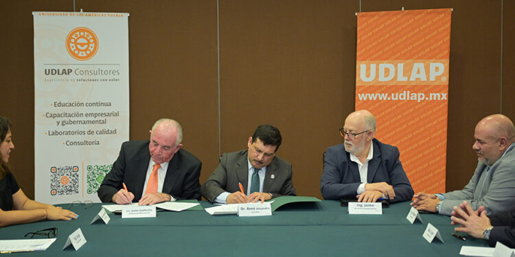 La UDLAP firmó convenio con importante organismo de la industria de los recubrimientos