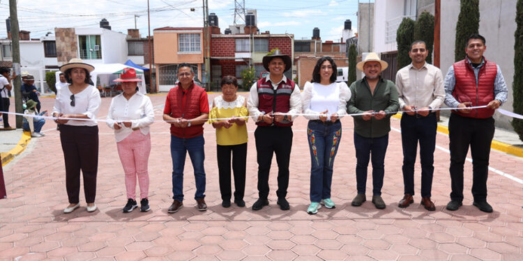 Omar Muñoz cumple su palabra de mejorar las vialidades de Cuautlancingo
