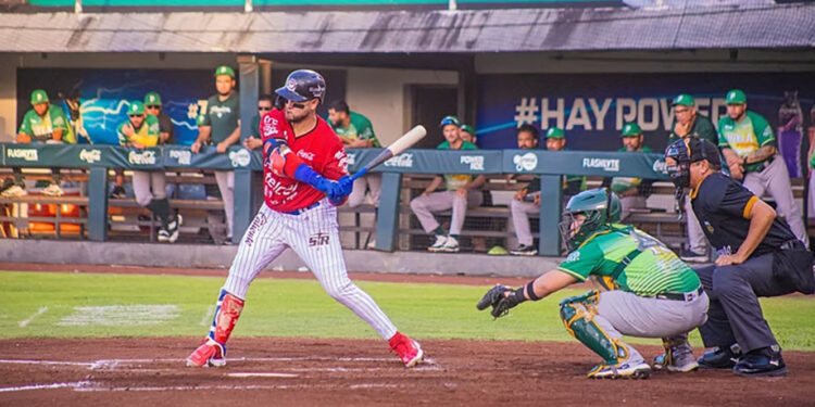 Piratas se queda con el triunfo sobre los Pericos