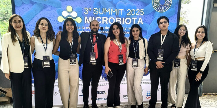 Anáhuac Puebla consolida liderazgo académico en el 3er Summit de Microbiota en la CdMx