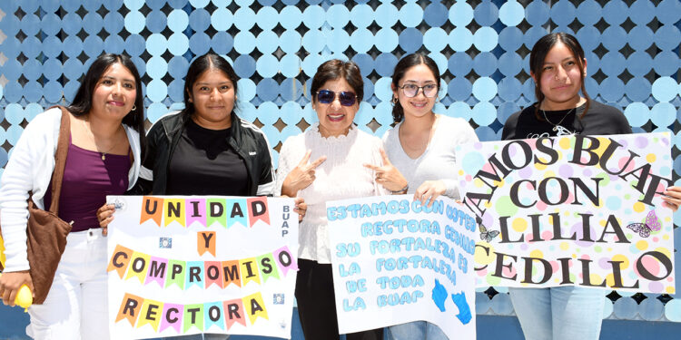 Bienvenida a estudiantes del Complejo Regional Mixteca y de la prepa Simón Bolívar
