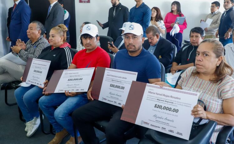 Con apoyos e impulso a la inversión, Gobierno de Puebla cobija a migrantes