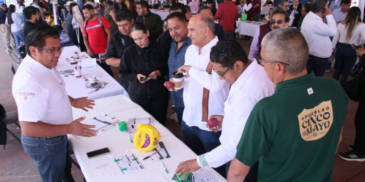 Gobierno estatal fortalece desarrollo regional con feria de empleo en Huejotzingo