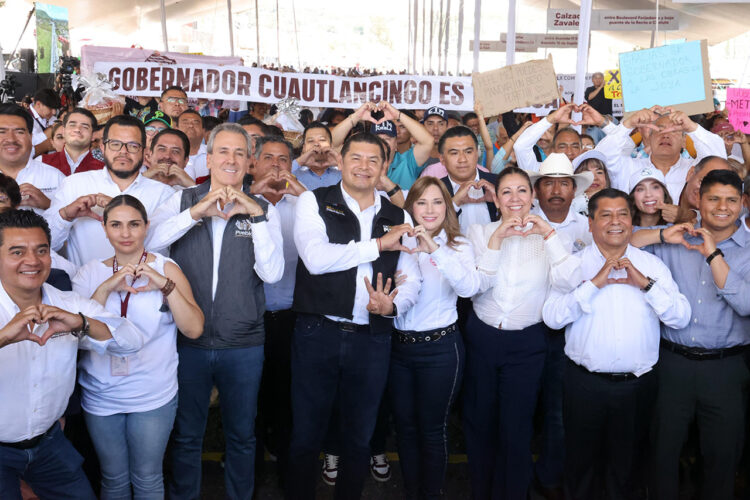 Pemex reafirma compromiso con Puebla; gobierno estatal recibe segunda entrega de asfalto