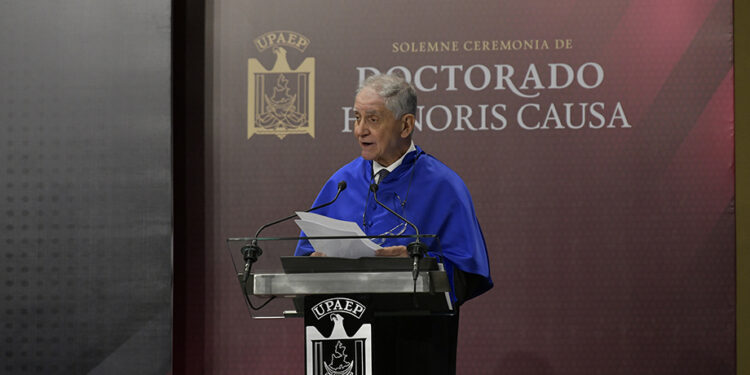 UPAEP distingue a Rocco Buttiglione con Doctorado Honoris Causa