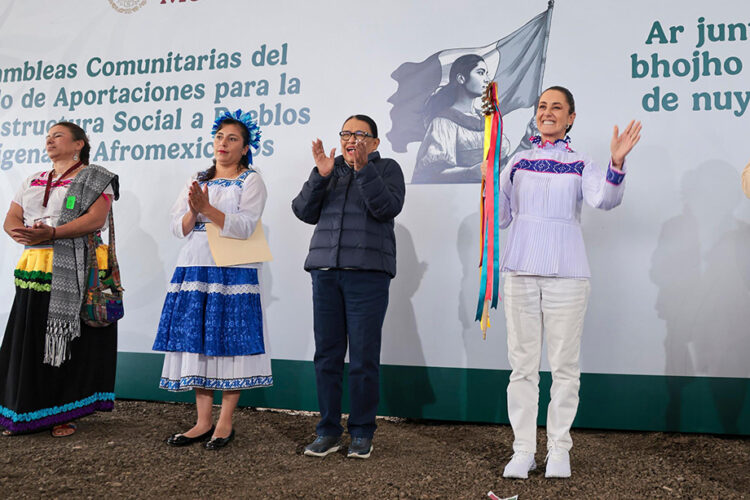 Presidenta Claudia Sheinbaum entrega 139.9 mdp del FAISPIAM a Pueblos Originarios de Querétaro