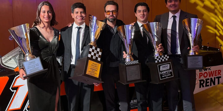 Ho Speed Racing brilla en la noche de campeones de Nascar México Series 2025