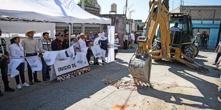 Omar Muñoz inicia importante obra de ampliación de red de drenaje en Sanctorum