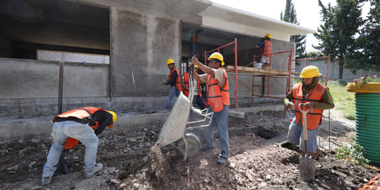 Invierte CAPCEE 768 mdp en infraestructura educativa en primer año de gobierno