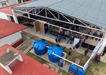 Tlaxcala impulsa escuelas con energía limpia y captación de agua pluvial