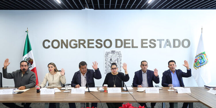 Avala Comisión del Congreso Ley de Ingresos del Municipio de Puebla y autorización para comodato del Paseo Bravo