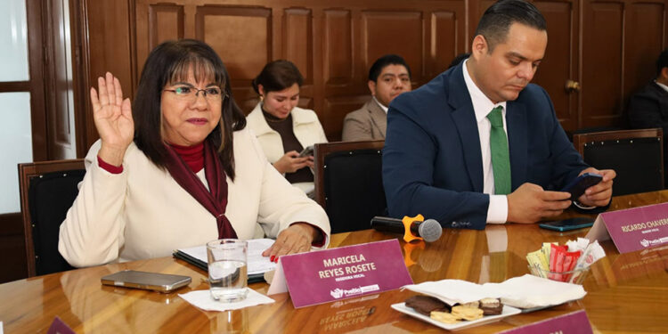Presenta Comisión de Vigilancia informe de asistencias y avala calendario 2026