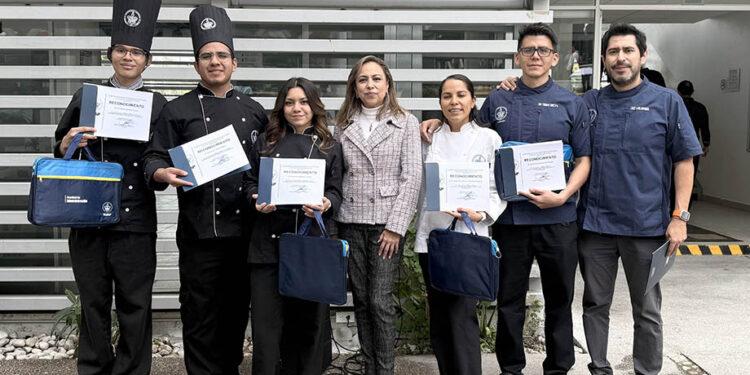 Es una satisfacción formar parte de la BUAP, una institución que nos respalda: alumnos de Gastronomía ganan concurso ¡A chopear!