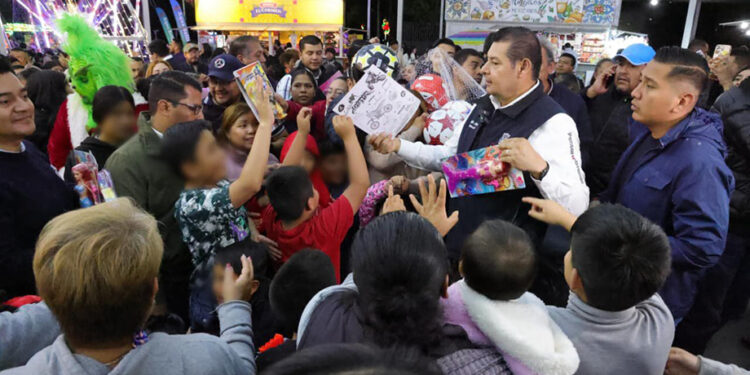 Con la entrega de 5 mil juguetes, genera bienestar y felicidad el gobierno de Puebla