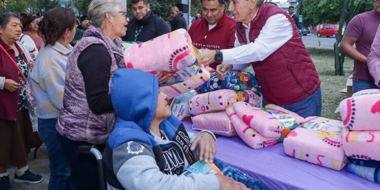 Continúa Pepe Chedraui celebrando posadas navideñas junto a familias de la capital