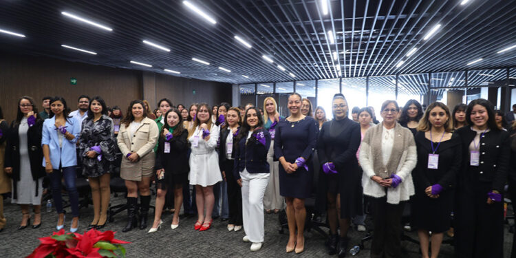 Realizan en el Congreso Primer Parlamento Estatal de Mujeres Jóvenes
