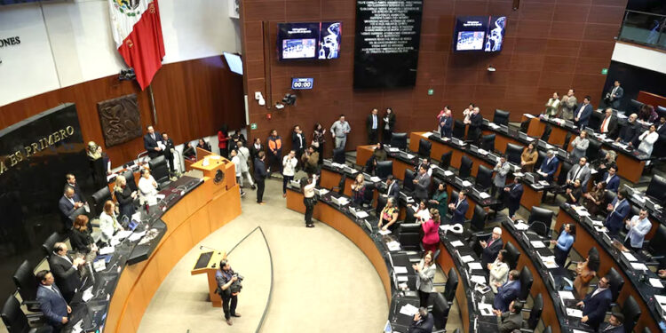 Aprueba Senado venta de vapeadores y cigarrillos electrónicos y listo para su publicación en el DOF