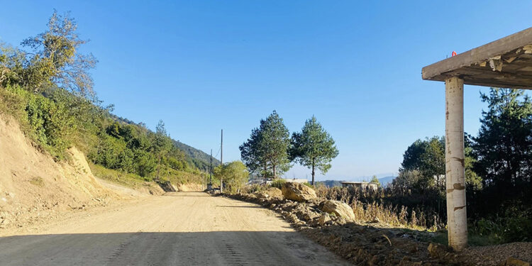 Impulsan proyecto Piso Hidráulico Xomapa – San Juan Cuautla para fortalecer el comercio y mejorar la infraestructura en Coyomeapan