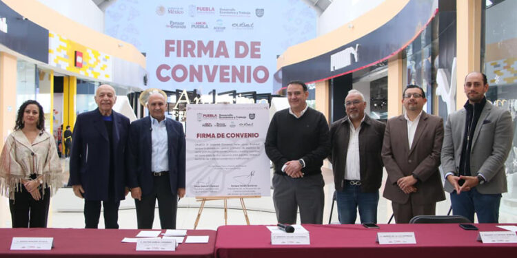 Gobierno de Puebla y ACECOP fortalecen competitividad de productores locales
