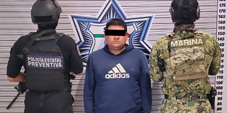 Inhiben SSP y SEMAR distribución de más de 130 envoltorios con posible droga