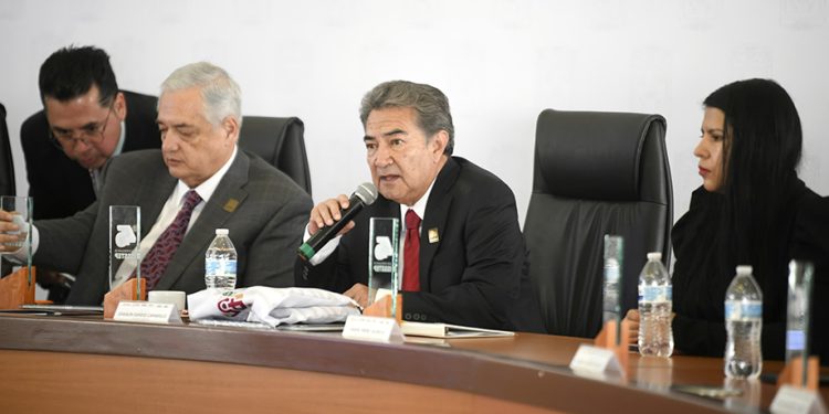 En su 45 aniversario, ISSSTEP fortalece modelo de atención y seguridad social