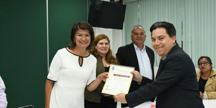 Fortalece UTH su calidad educativa con el reconocimiento de nuevos auditores internos