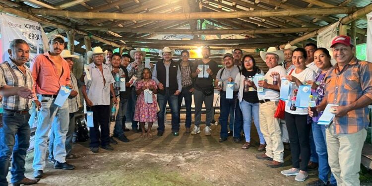 Puebla refuerza control sanitario del gusano barrenador del ganado