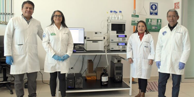 Incursiona investigadora BUAP en uso de macroinvertebrados como indicadores de salud en ecosistemas acuáticos