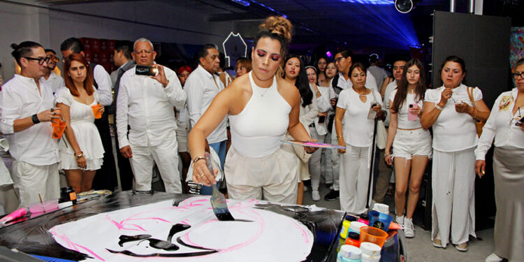 Impactó la edición «Neón Experience» de Autoart World 2026 en Ciudad de Puebla