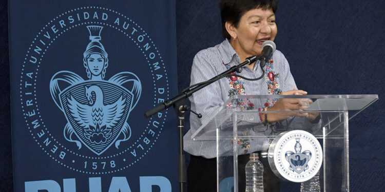 Calidad educativa y labor social distinguen a la Facultad de Estomatología