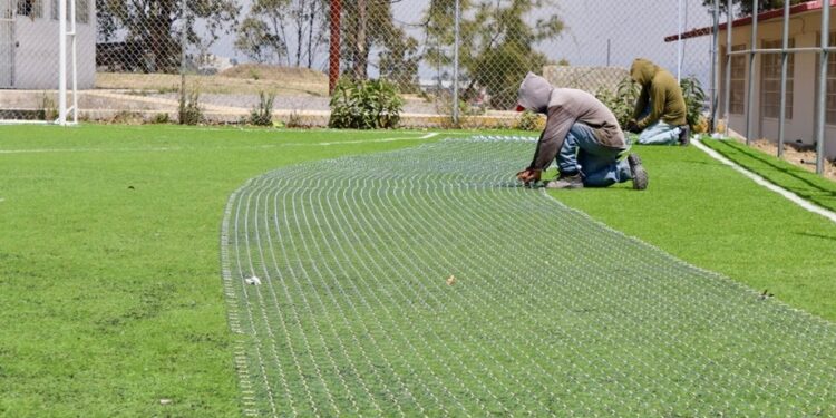Mejoran escuela en Ocoyucan