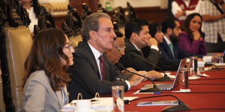 Aprueba Cabildo de Puebla solicitar línea de crédito para la construcción de calles nuevas en la capital