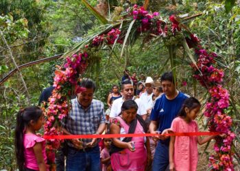 Continúan con el proyecto de desarrollo en Huitzilan