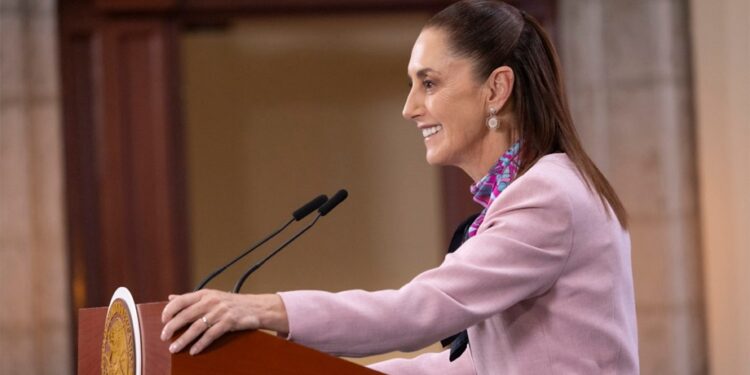 Tren Suburbano pasa de manos de privados al pueblo de México: Presidenta anuncia su adquisición y cambio de nombre a Tren “Felipe Ángeles”