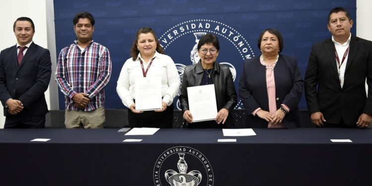 Recibe BUAP títulos de concesión por parte de Conagua