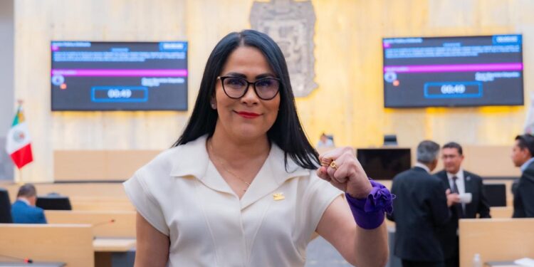 Diputada Fedrha Suriano presenta iniciativa para prevenir y sancionar el embarazo infantil y adolescente
