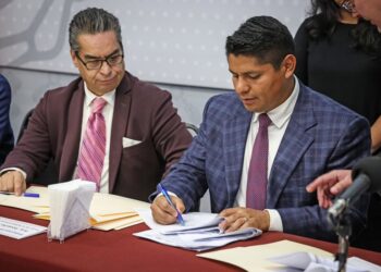 Gobierno de Cuautlancingo firma convenio para regularización de vivienda