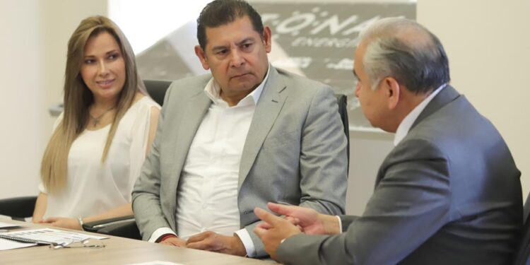 Beneficencia pública destinará más de 127 millones en apoyos a Puebla