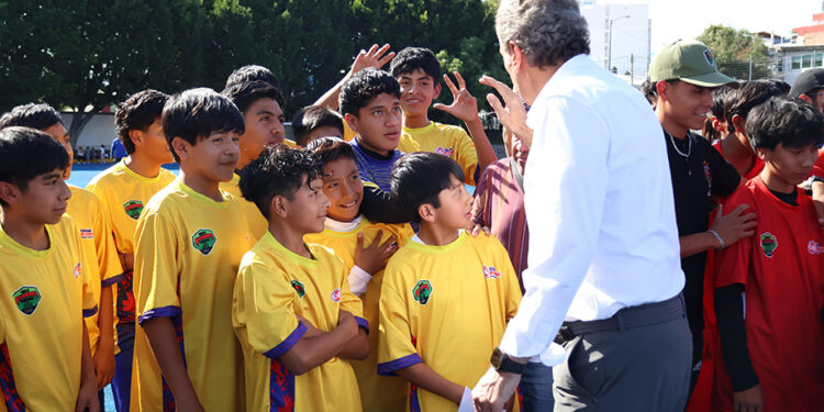 Inaugura Pepe Chedraui el Torneo Intersecus Mundialista 2026