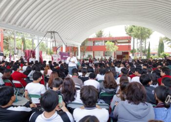 Pepe Chedraui impulsa el teatro entre juventudes para fortalecer su salud emocional