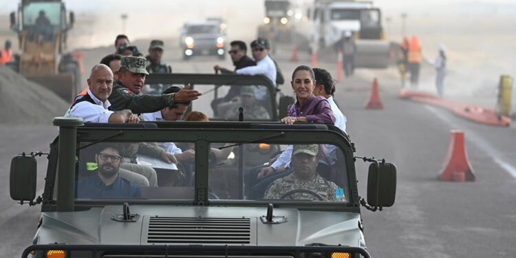 Tren Ciudad de México-Pachuca registra avance del 30% y genera 10 mil empleos: Presidenta Claudia Sheinbaum en recorrido de supervisión