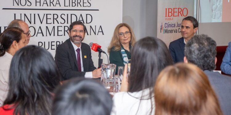 IBERO Puebla celebra 4 años de la Clínica Jurídica ‘Minerva Calderón’