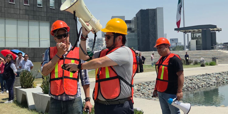 Más de 1.6 millones de poblanos participan en Simulacro Nacional