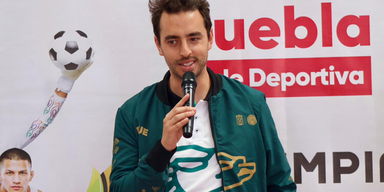 Marcos Madrid inspira a tenimesistas de Puebla en la Olimpiada CONADE