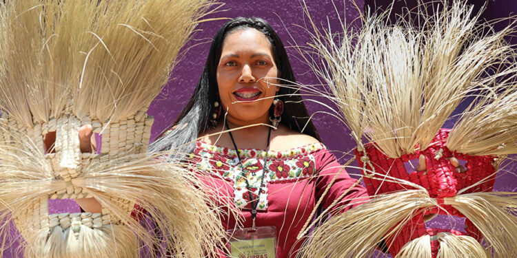 El Segundo Encuentro Nacional de Fibras Vegetales convoca al intercambio de saberes entre maestras y maestros artesanos